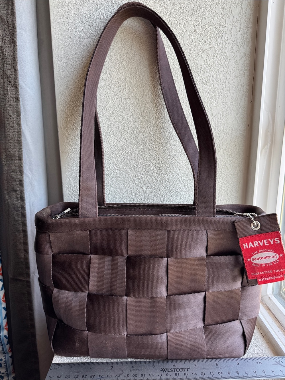 Harveys woven seatbelt tote in deep brown